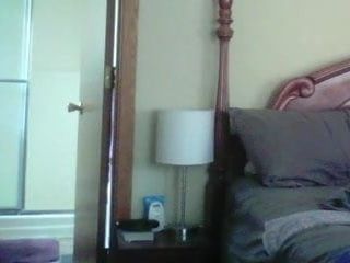 Wifey caught nude leaving shower